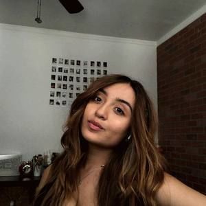 Meet your Posher, Ana